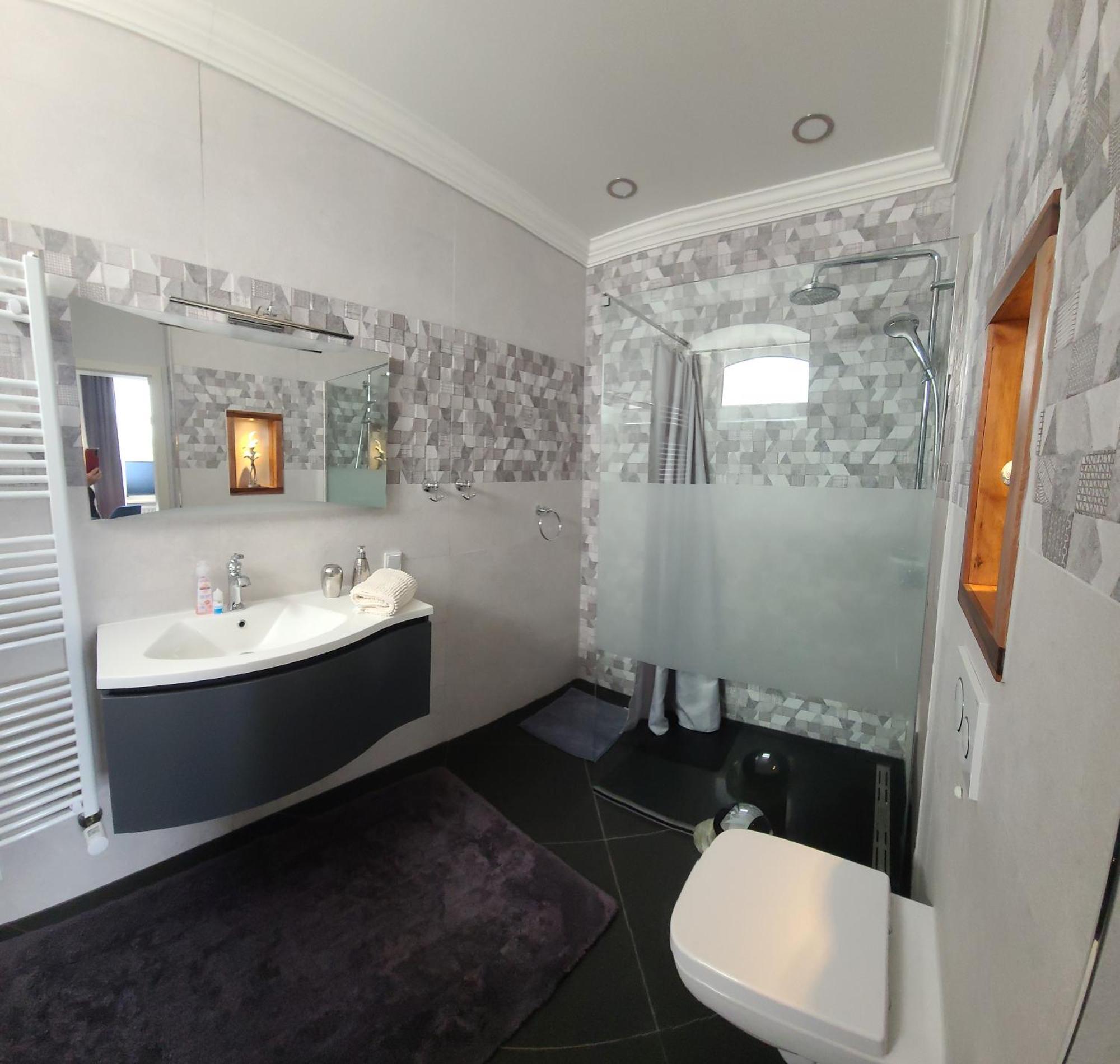 Luna Et Sol - Haus Am See Seeblick-Apartment Seehausen  ภายนอก รูปภาพ